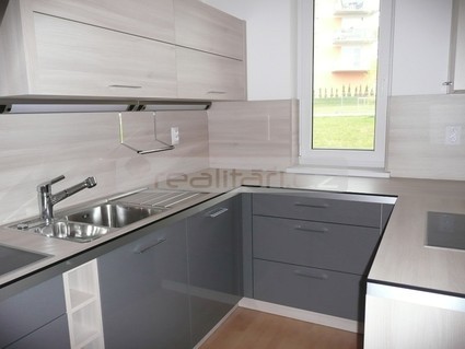 Pronájem slunného bytu 2+kk s balkonem a společnou zahradou v Plzni na Sylvánu - Fotka 1